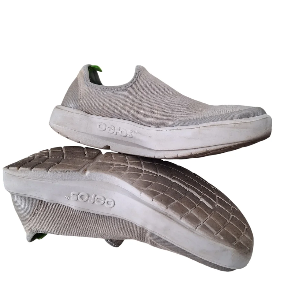 OOFOS OOmg Eezee Tan Khaki Canvas Slip On Recovery Sneakers Women's sz9